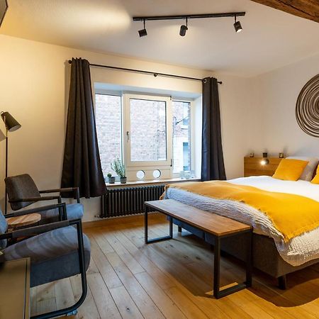 Ardenne Bnb Gite Urbain Avec Terrasse Marche-en-Famenne Exterior foto