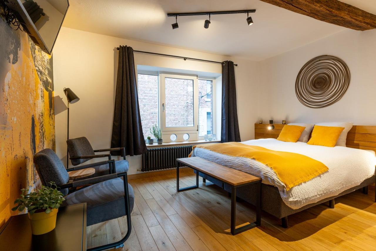 Ardenne Bnb Gite Urbain Avec Terrasse Marche-en-Famenne Exterior foto